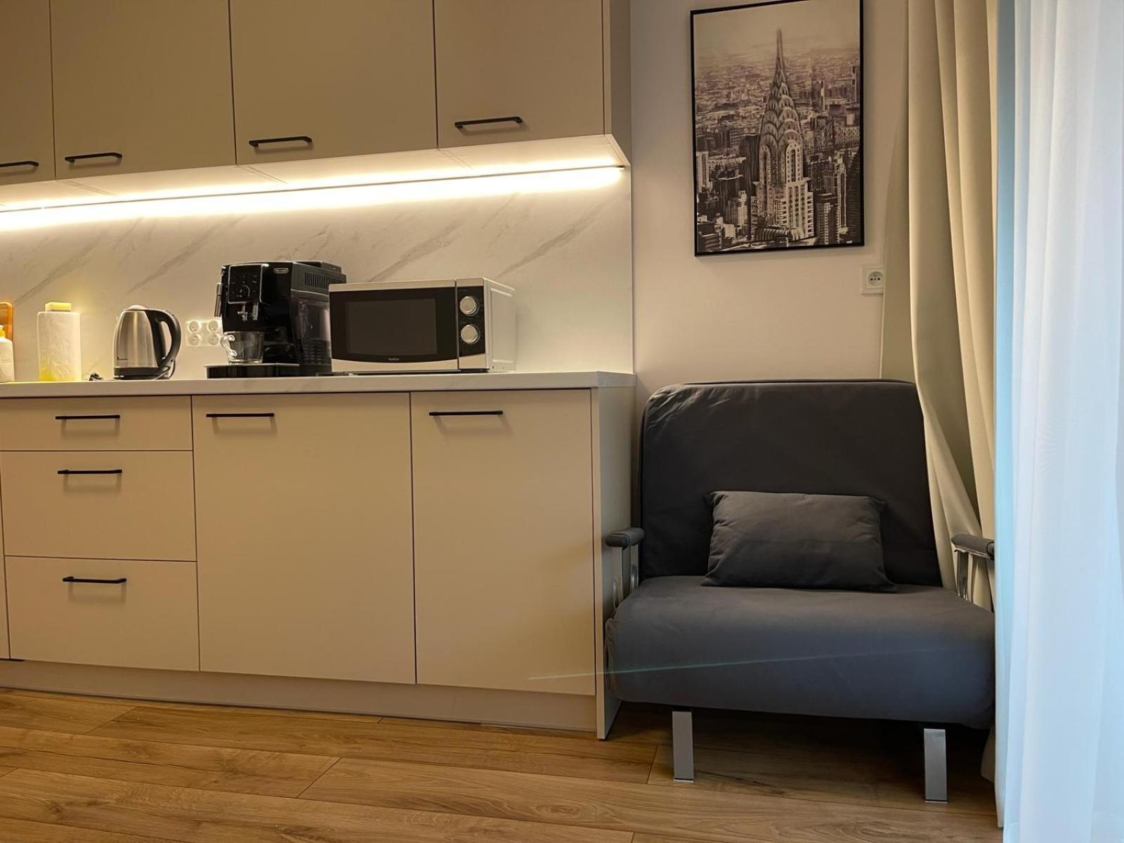 City Sense New Apartments - Main Station And City Center Вроцлав Екстериор снимка