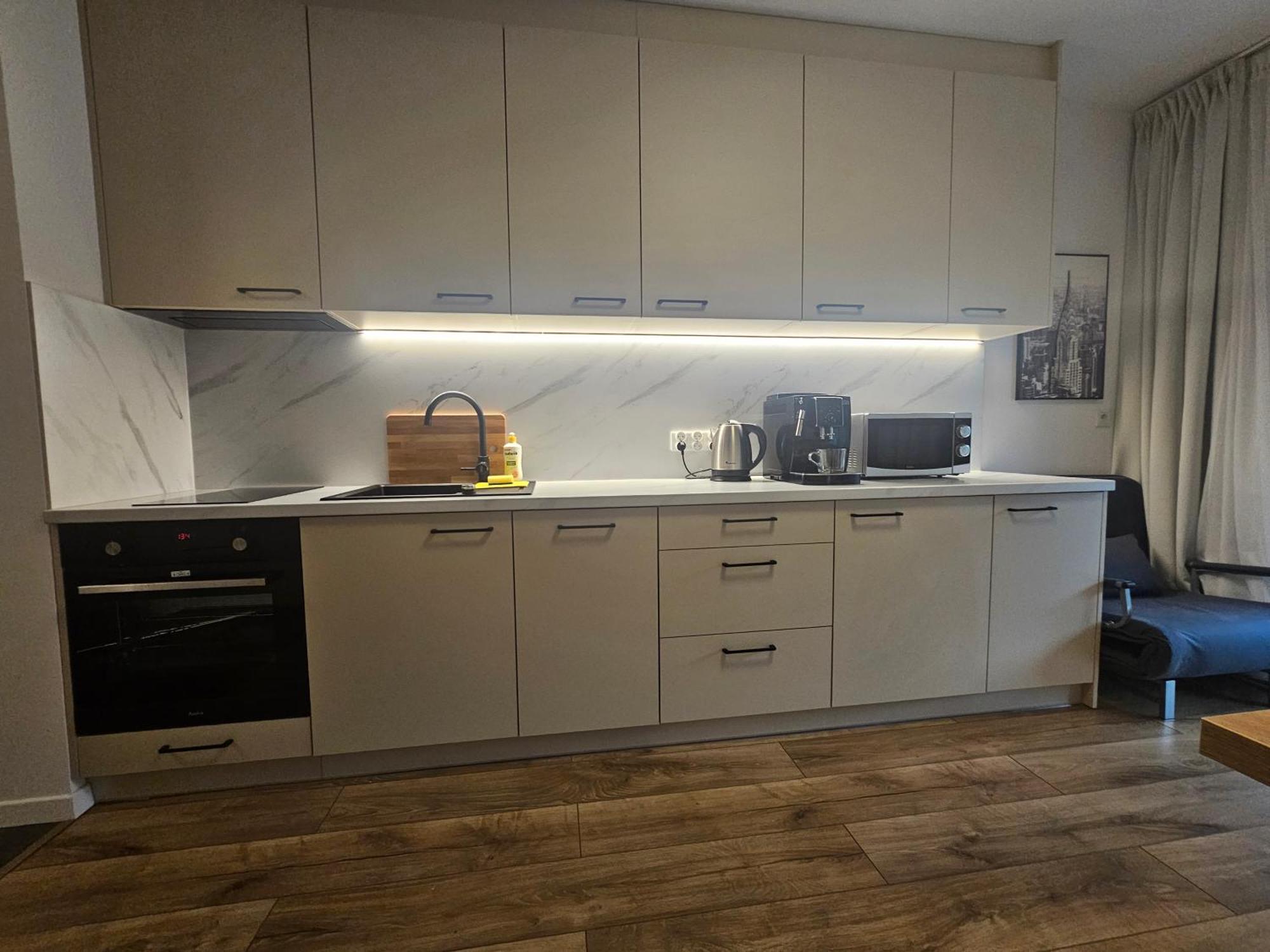 City Sense New Apartments - Main Station And City Center Вроцлав Екстериор снимка