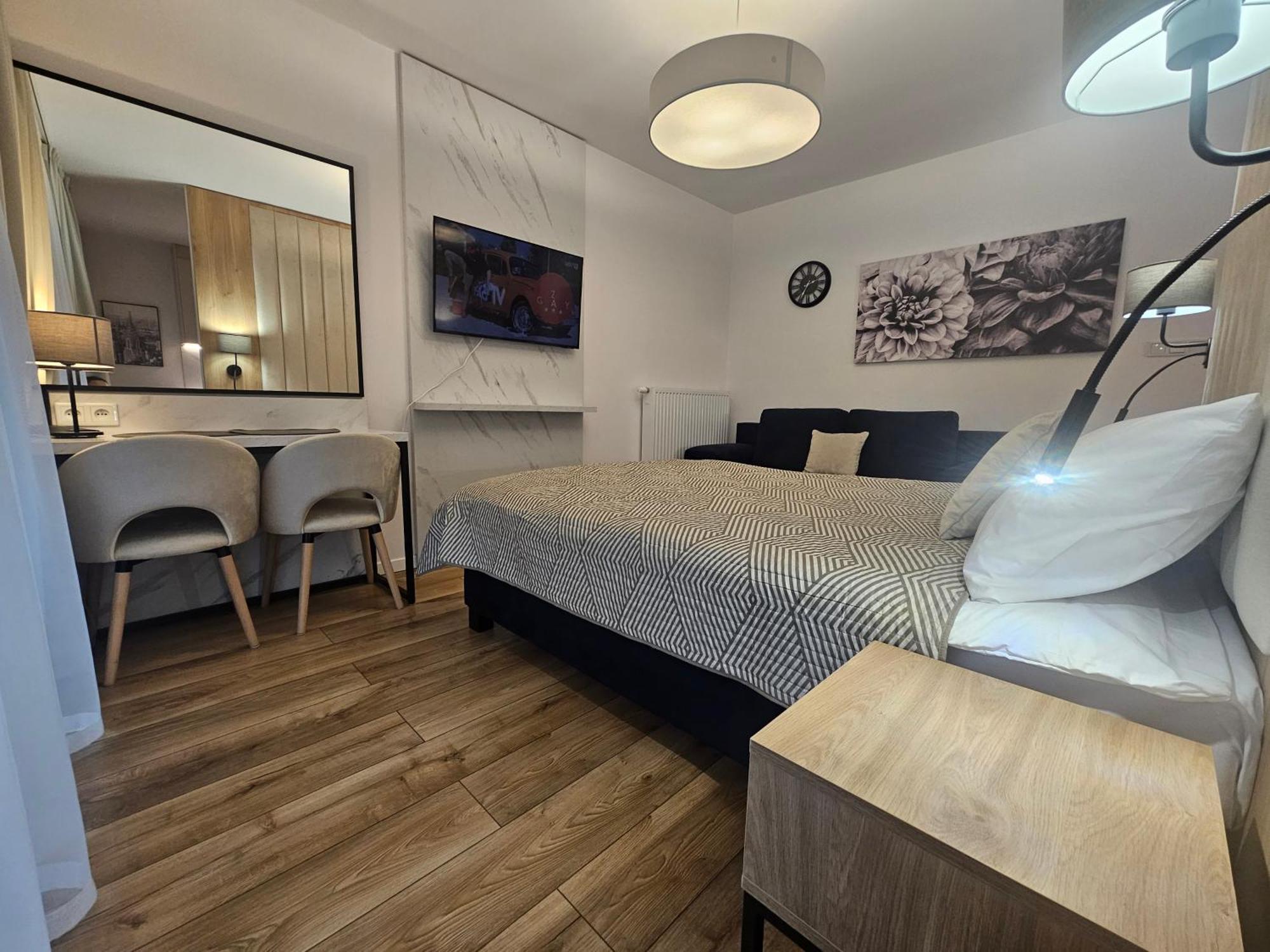 City Sense New Apartments - Main Station And City Center Вроцлав Екстериор снимка
