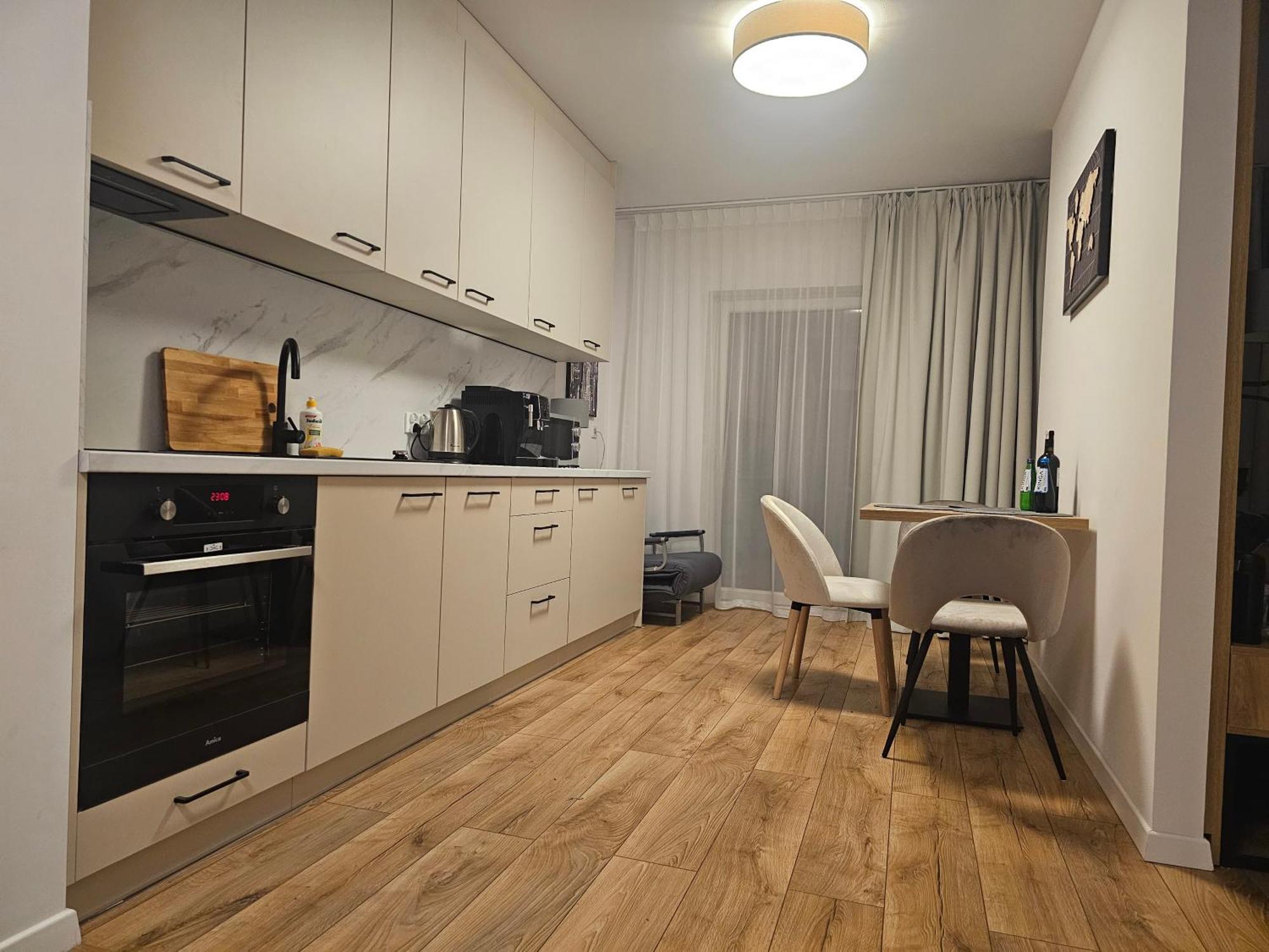 City Sense New Apartments - Main Station And City Center Вроцлав Екстериор снимка