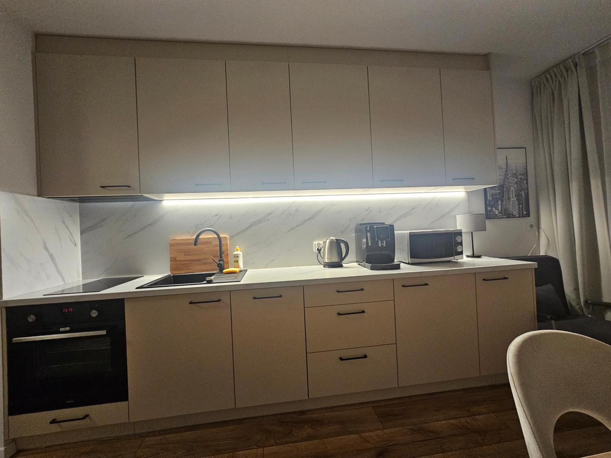 City Sense New Apartments - Main Station And City Center Вроцлав Екстериор снимка
