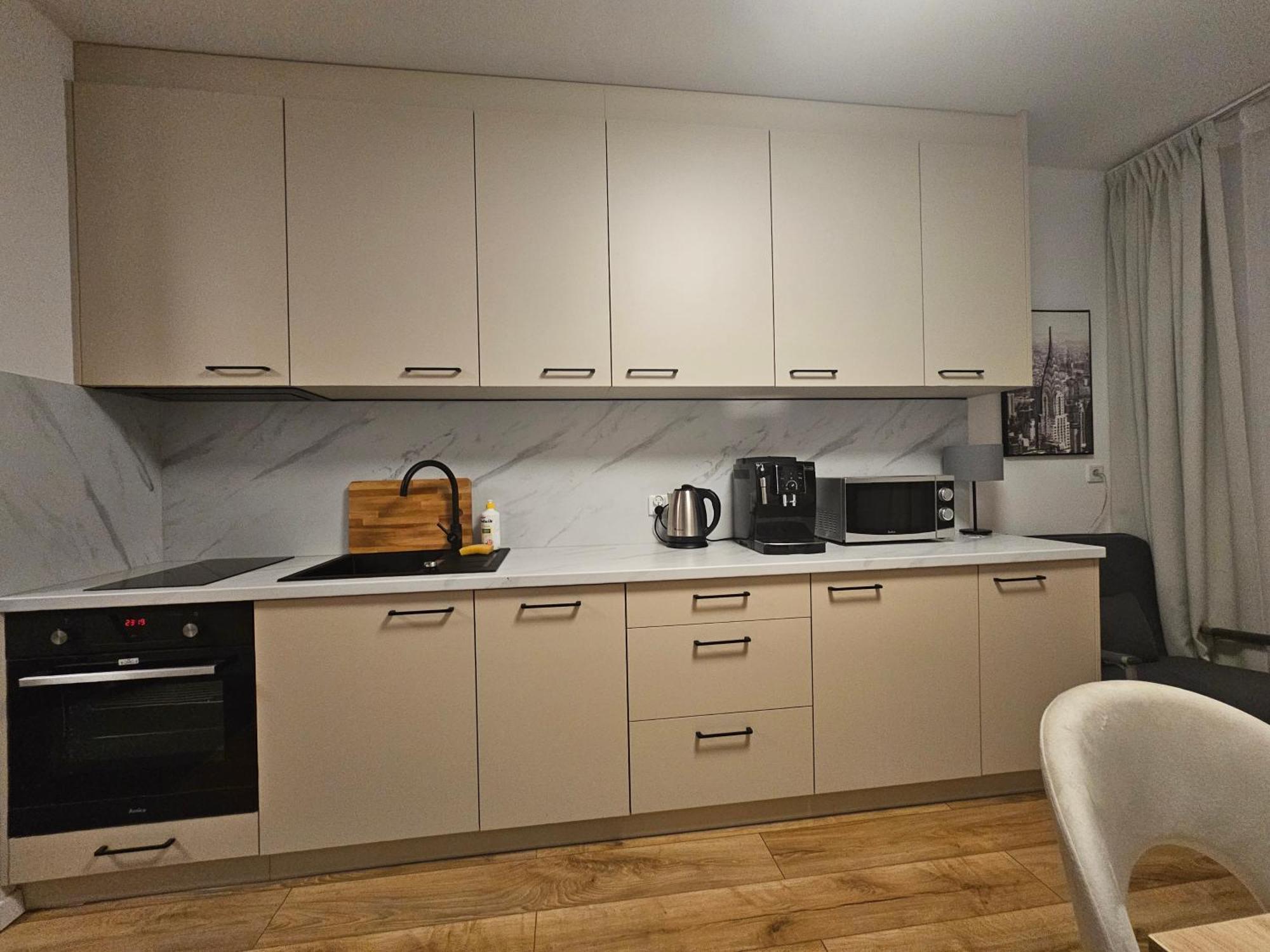City Sense New Apartments - Main Station And City Center Вроцлав Екстериор снимка