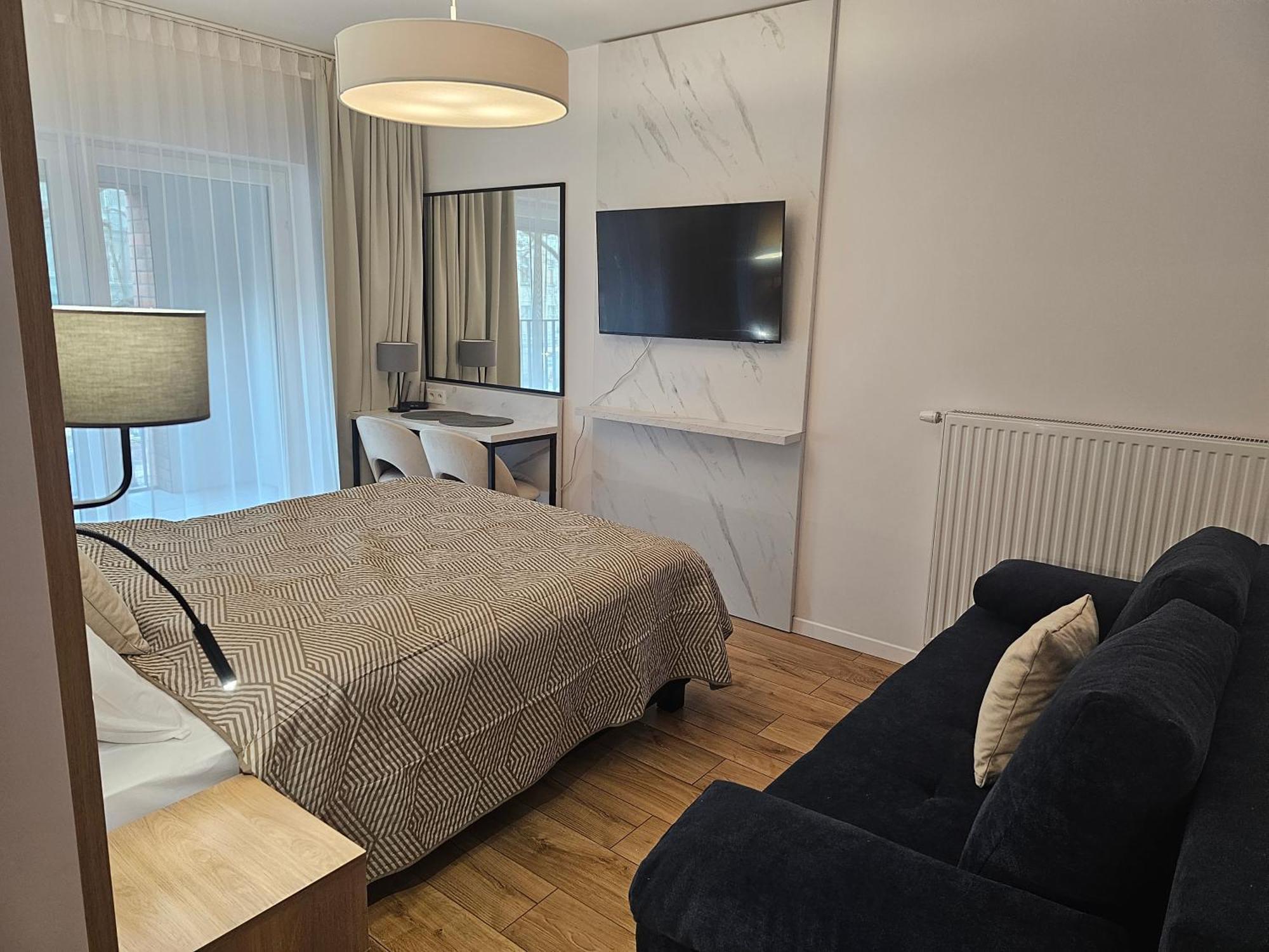 City Sense New Apartments - Main Station And City Center Вроцлав Екстериор снимка