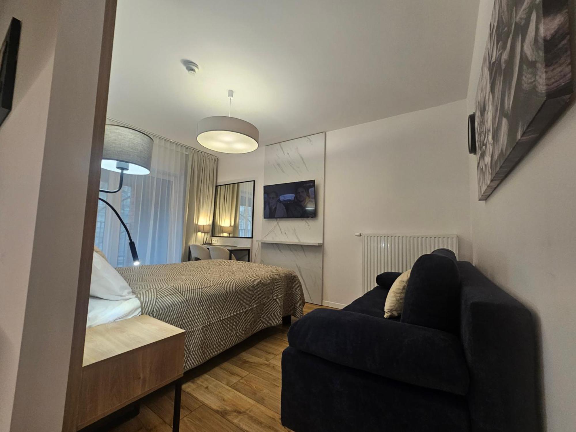 City Sense New Apartments - Main Station And City Center Вроцлав Екстериор снимка