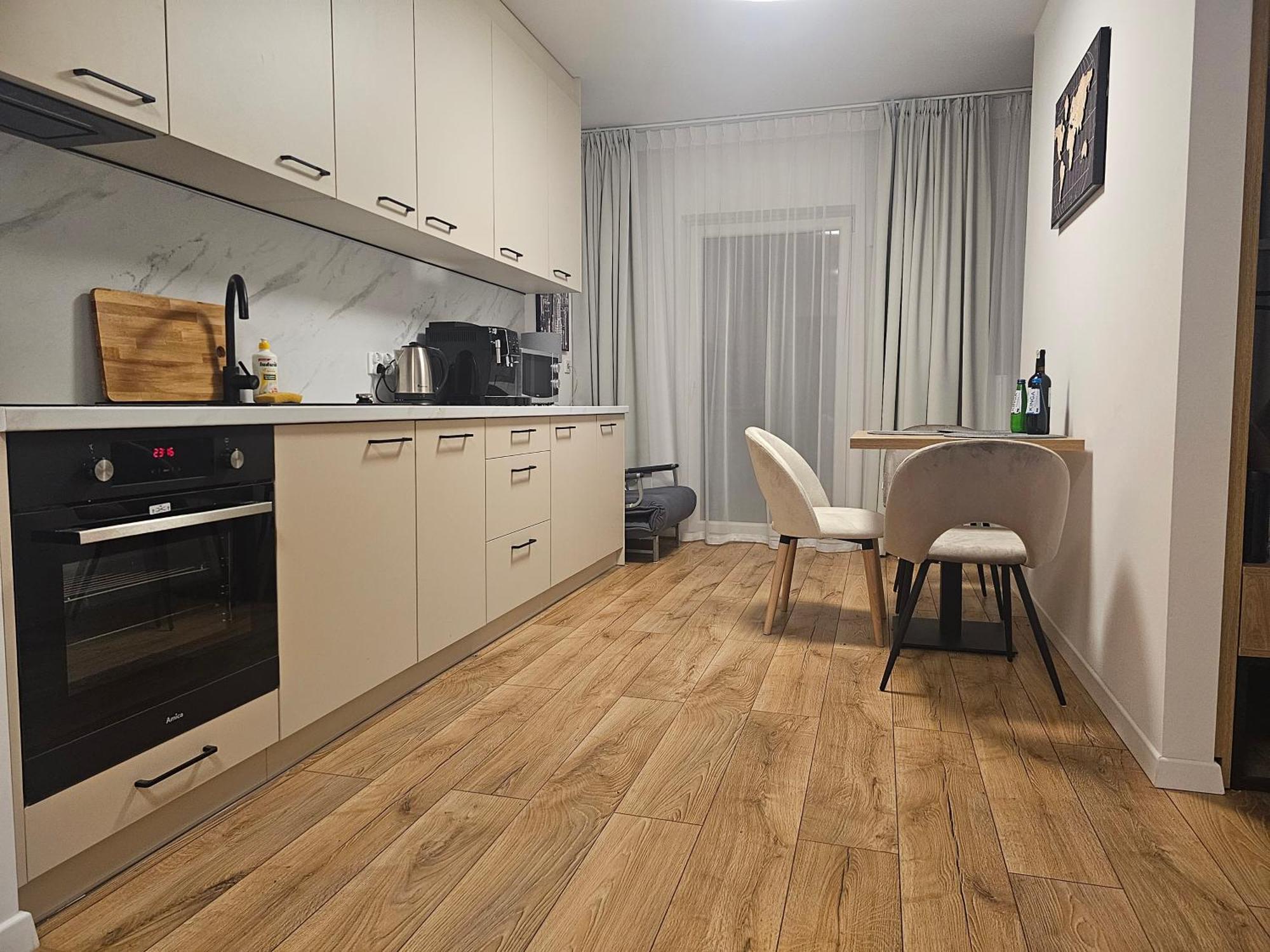 City Sense New Apartments - Main Station And City Center Вроцлав Екстериор снимка
