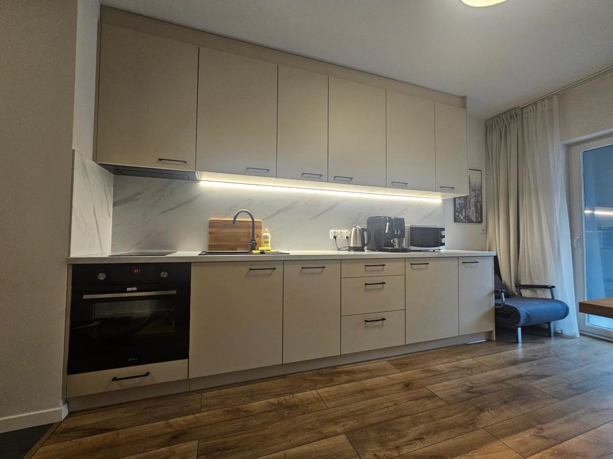 City Sense New Apartments - Main Station And City Center Вроцлав Екстериор снимка