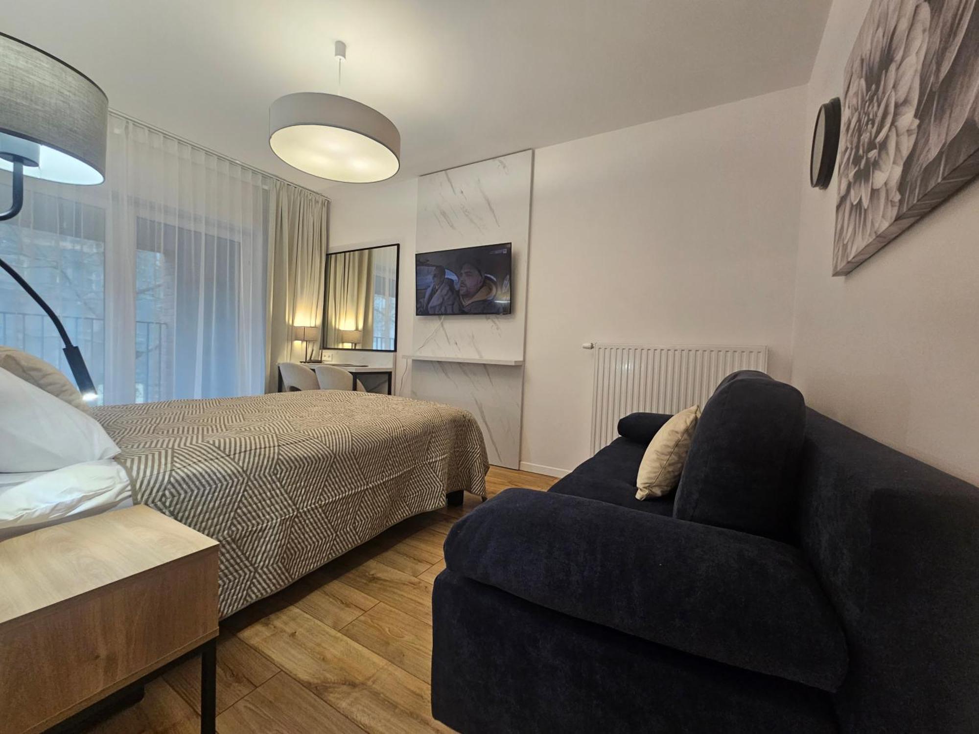 City Sense New Apartments - Main Station And City Center Вроцлав Екстериор снимка