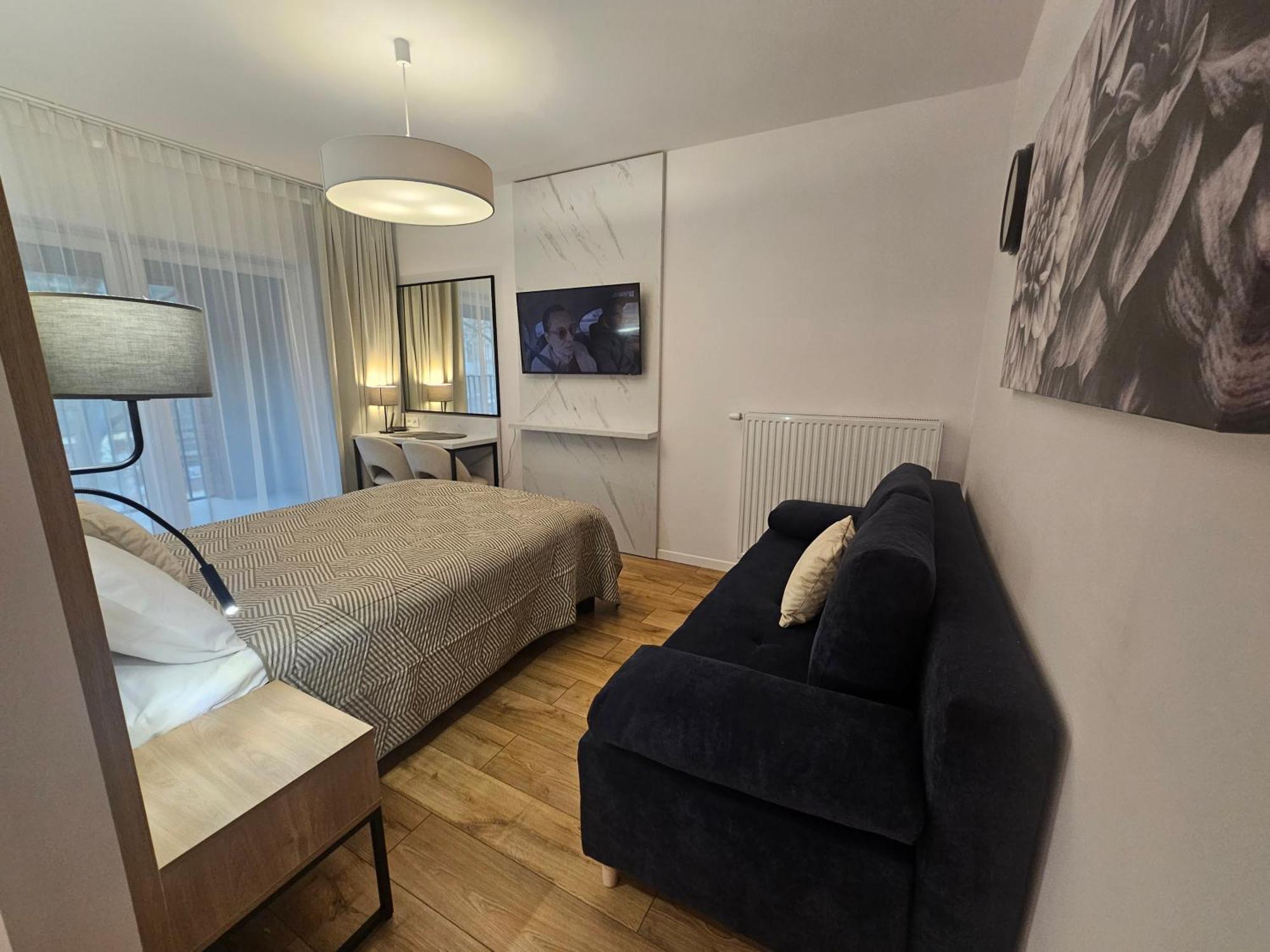 City Sense New Apartments - Main Station And City Center Вроцлав Екстериор снимка