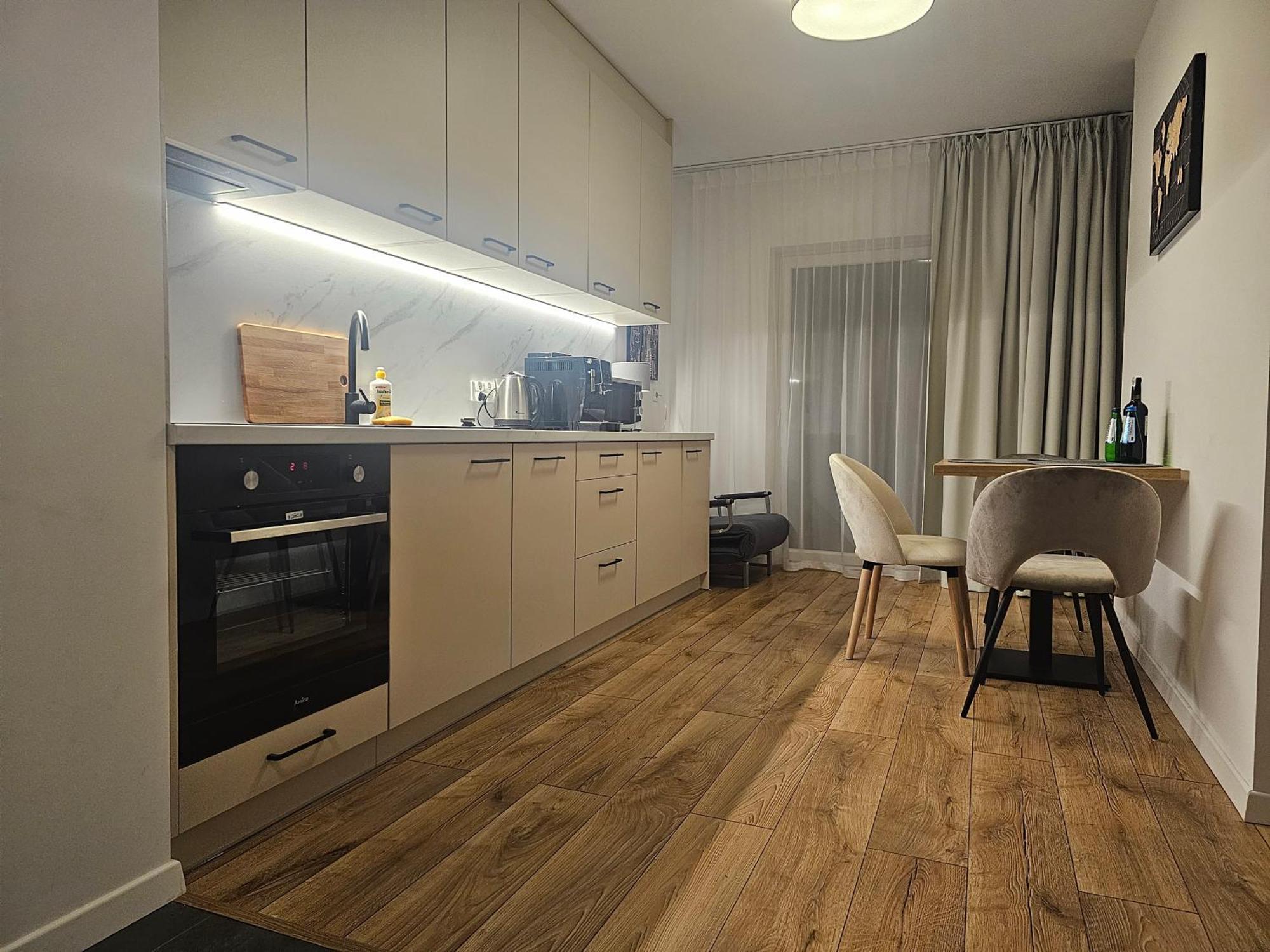 City Sense New Apartments - Main Station And City Center Вроцлав Екстериор снимка