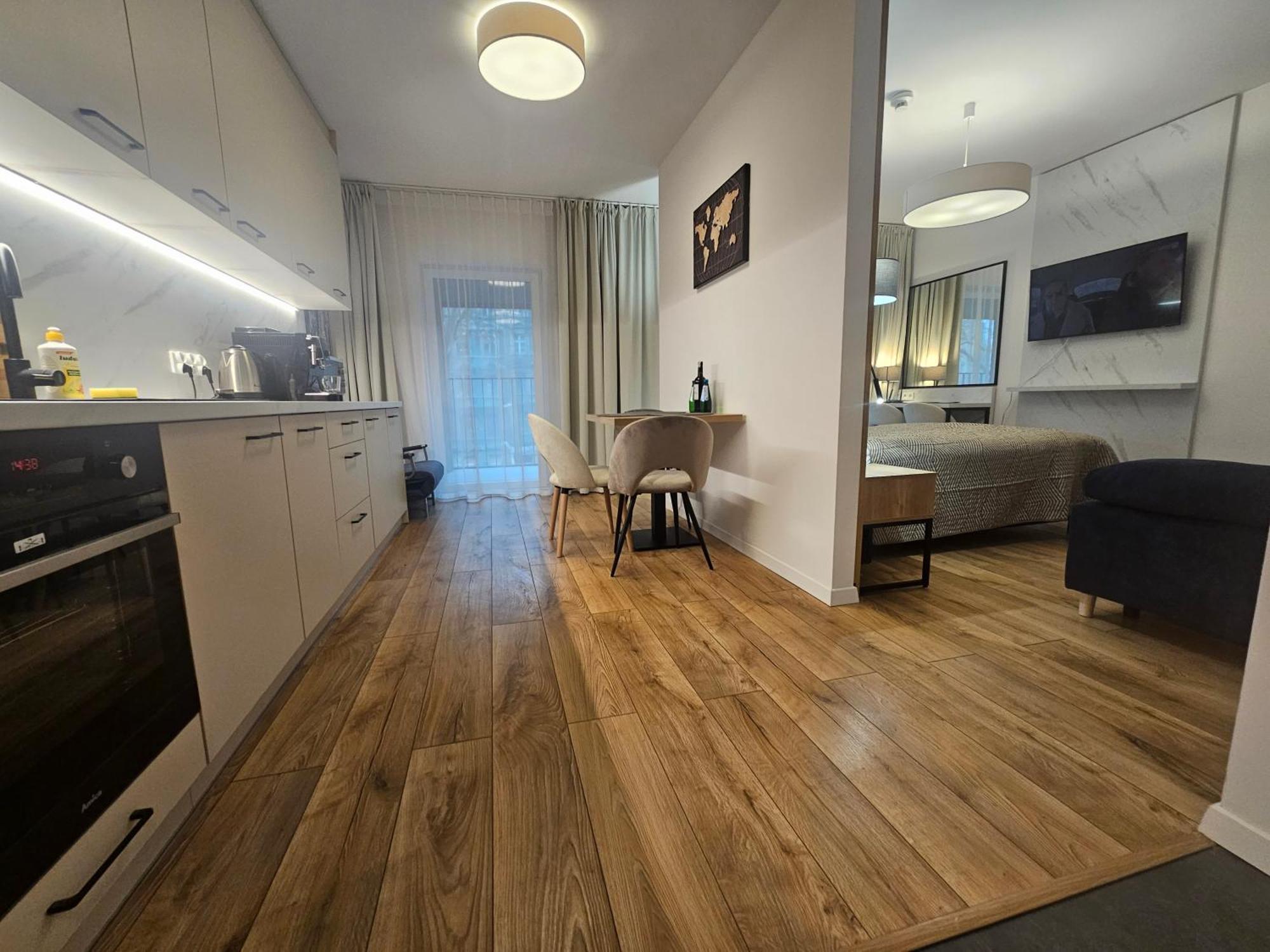 City Sense New Apartments - Main Station And City Center Вроцлав Екстериор снимка