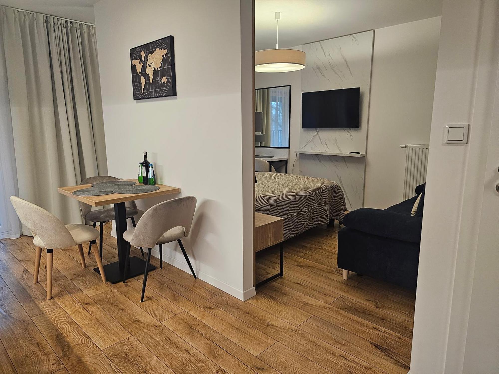 City Sense New Apartments - Main Station And City Center Вроцлав Екстериор снимка