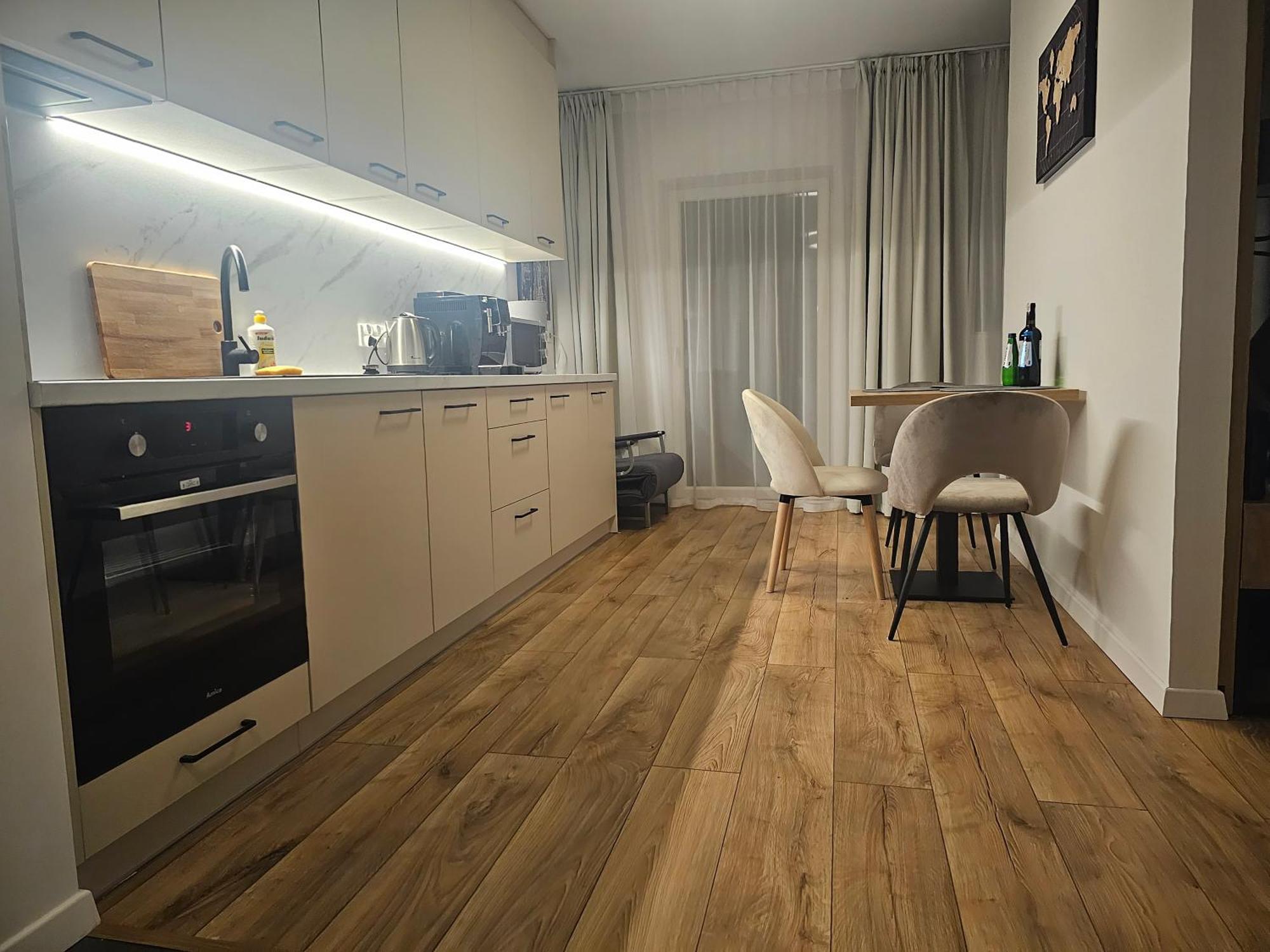 City Sense New Apartments - Main Station And City Center Вроцлав Екстериор снимка